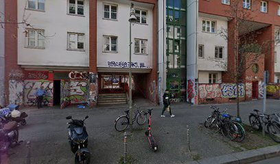 Tischtennis ping pong Mariannenstrasse