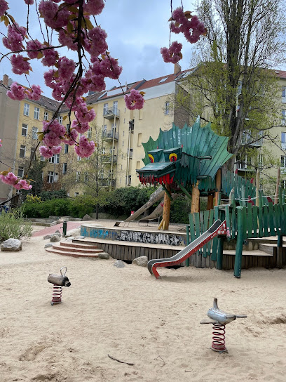 Dragon kid park