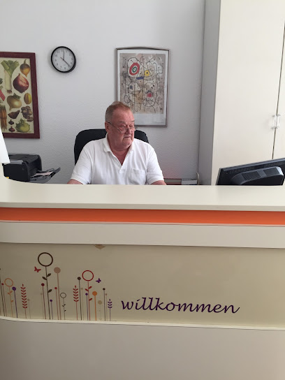 Dr. Anton Riether