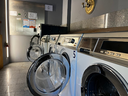 Washing and Laundry in Wedding