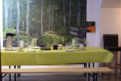 Mojavari Gallery / Galerie Mojavari