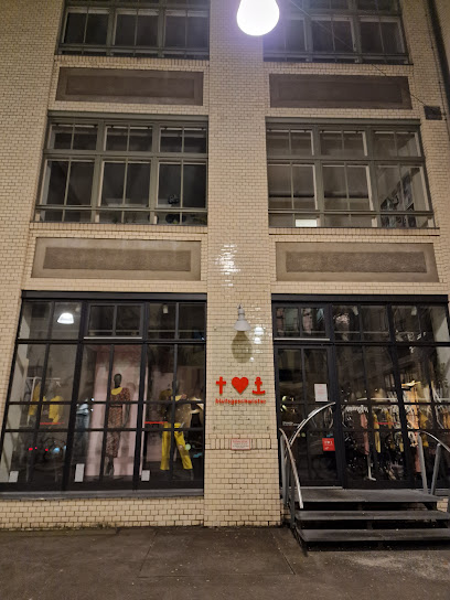 Blutsgeschwister Berlin – Hackesche Höfe